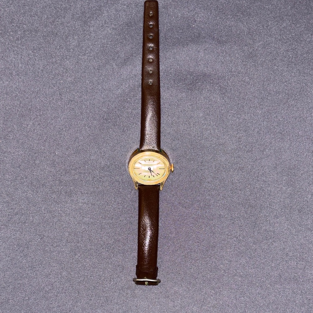 Timex Vintage Women's Gold-Tone Case Watch with Brown Leather Strap Dead Battery